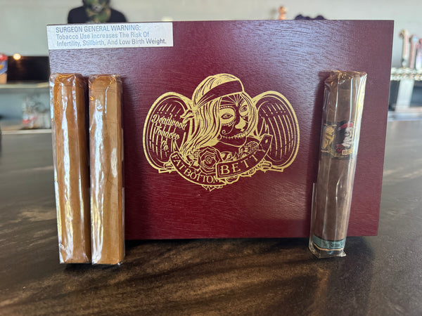 Deadwood Fat Bottom Betty Robusto 10ct box